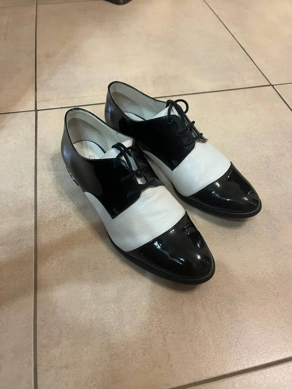 Туфли/полуботинки черно-белые 36 размер - Обувь (Одежда) в Люберцы