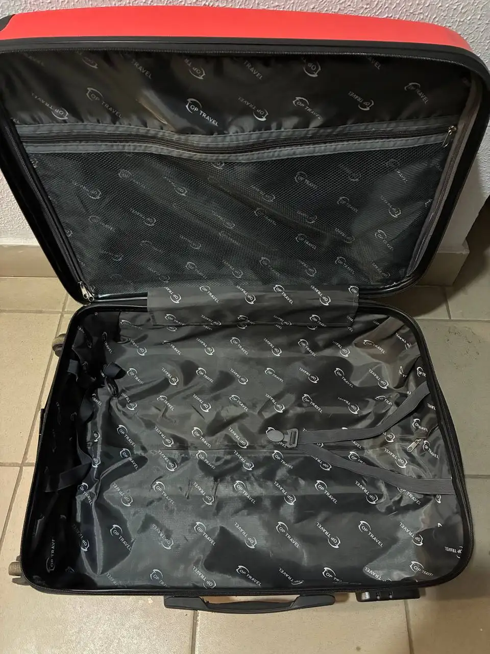 Дорожный чемодан в хорошем состоянии - Барахолка в Люберцы