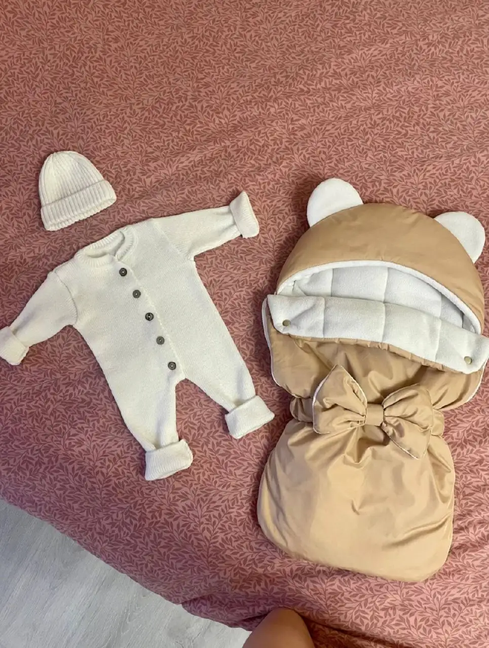 Продам детские товары: кокон, люлька, конверт, комбез - Одежда и аксессуары для новорожденных (Товары для детей) в Красногорск