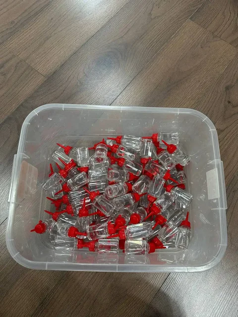 Продажа маникюрных принадлежностей б/у - Косметика и уход в Люберцы