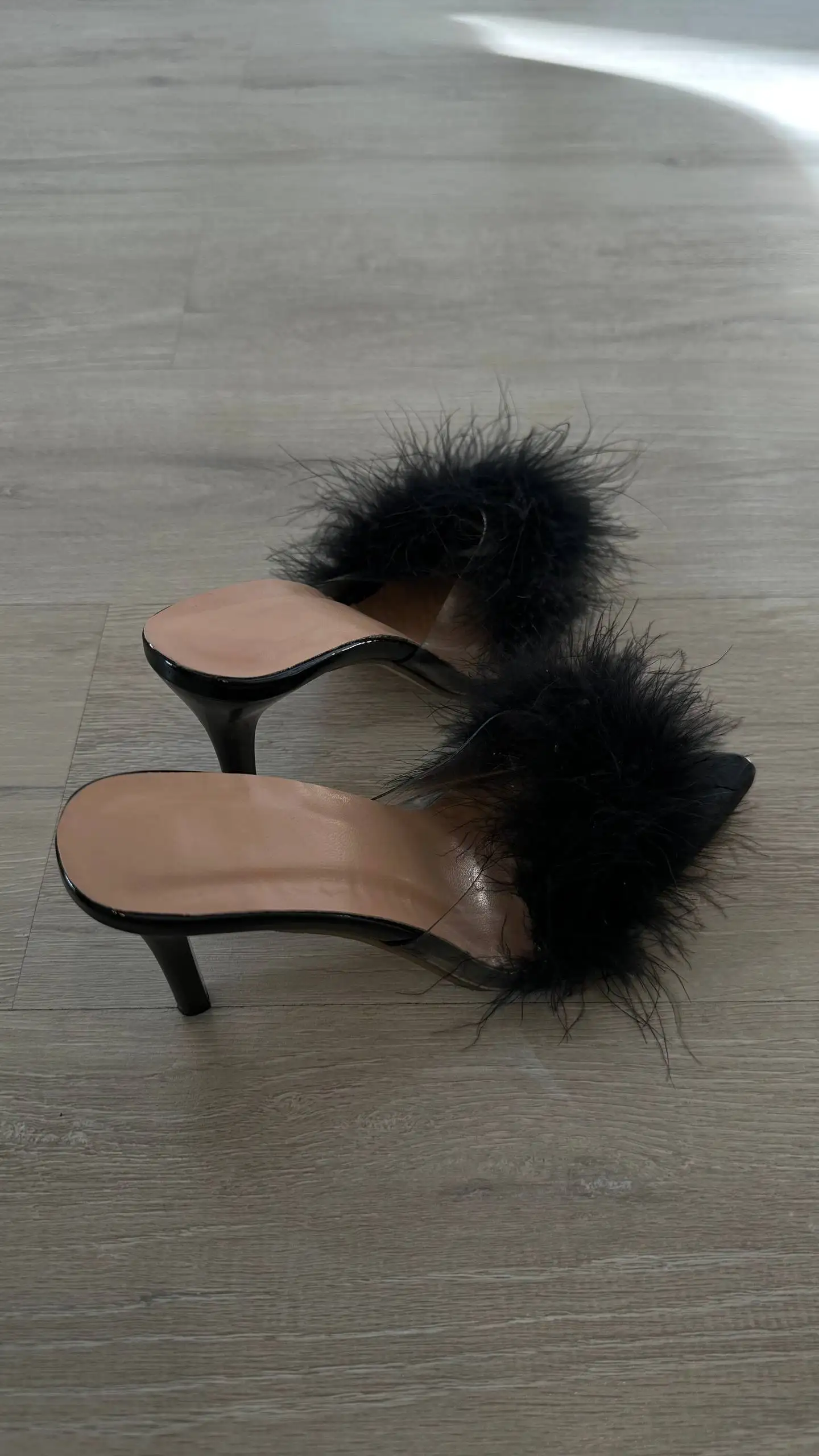 Продажа б/у туфель - Обувь (Одежда) в Люберцы