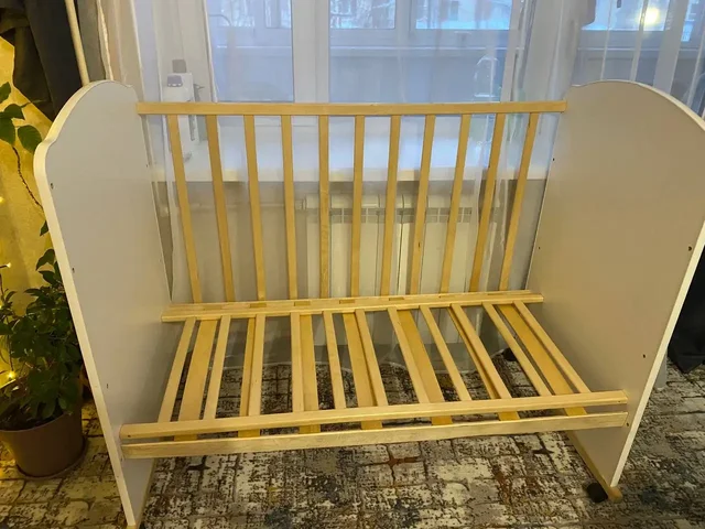 Продажа детской кроватки с матрасом в отличном состоянии - Кроватки в Люберцы