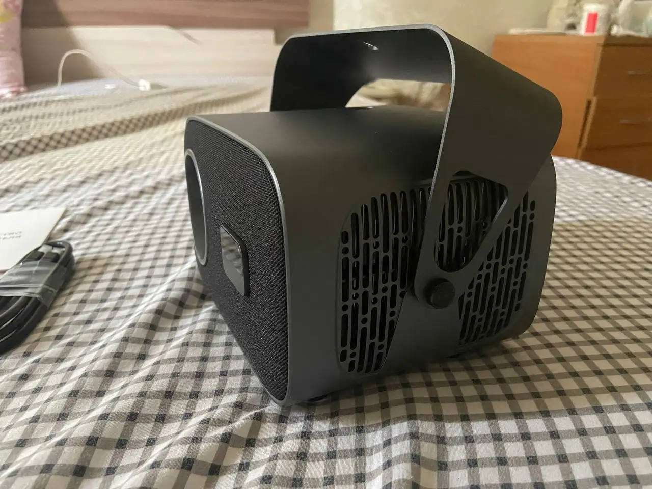 Проектор А10 черный 16:9 1280x720 500см новый с комплектом - Проекторы (Электроника) в Люберцы