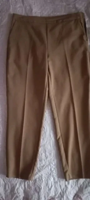 Классические женские брюки RESERVED размера L - частное объявление в Люберцы