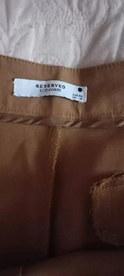 Классические женские брюки RESERVED размера L - Женская одежда (Одежда) в Люберцы