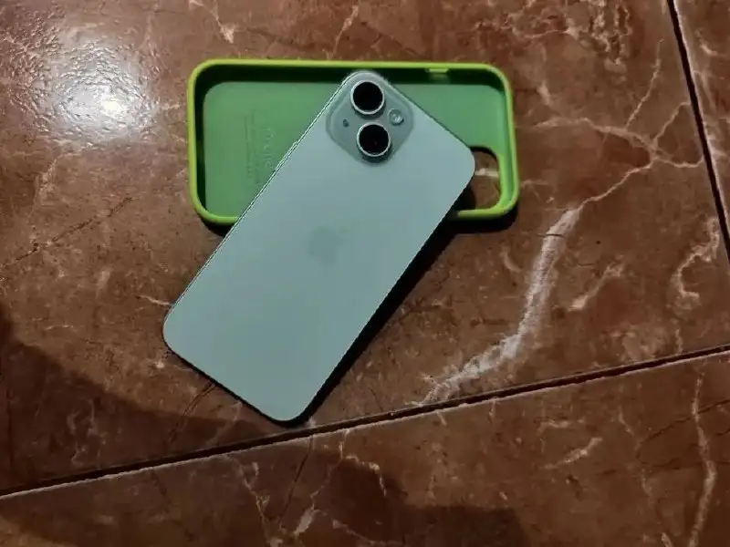 Продам айфон 15 128 гб - Смартфоны (Электроника) в Люберцы