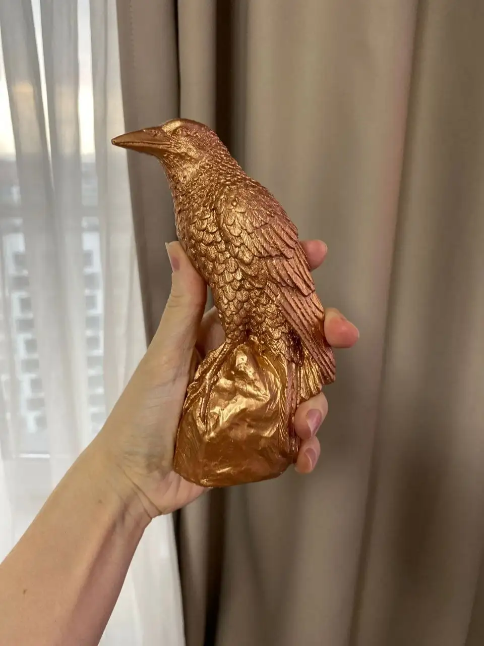 Статуэтка ворон новая - Статуэтки (Барахолка) в Люберцы