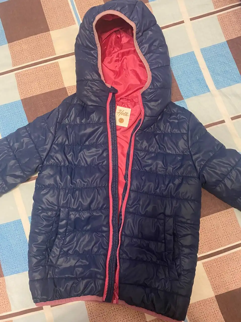 Куртка легкая на девочку размер 140 - Детская одежда (Одежда) в Люберцы