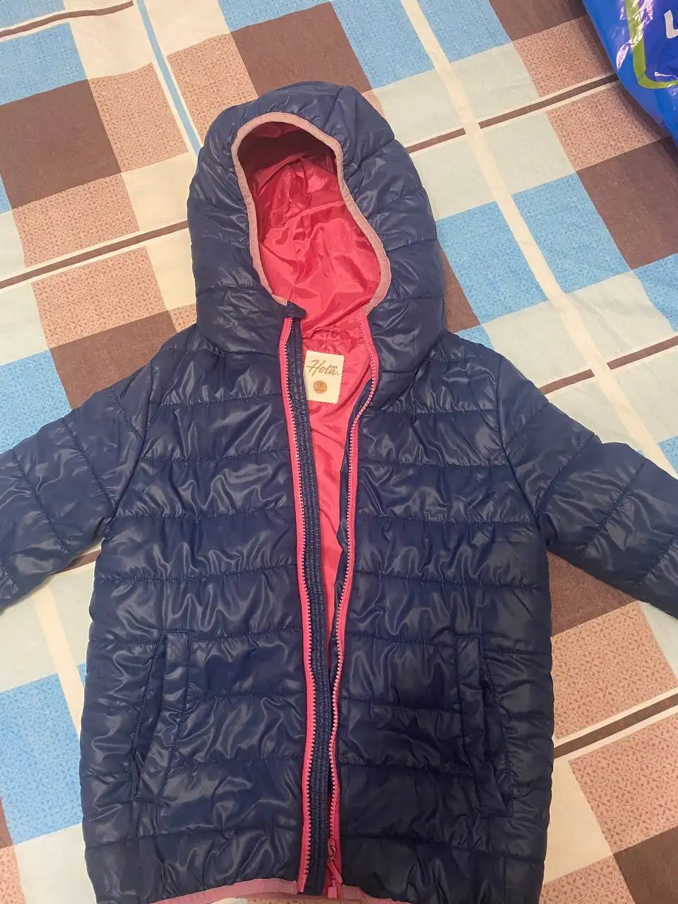 Куртка легкая на девочку размер 140 - Детская одежда (Одежда) в Люберцы