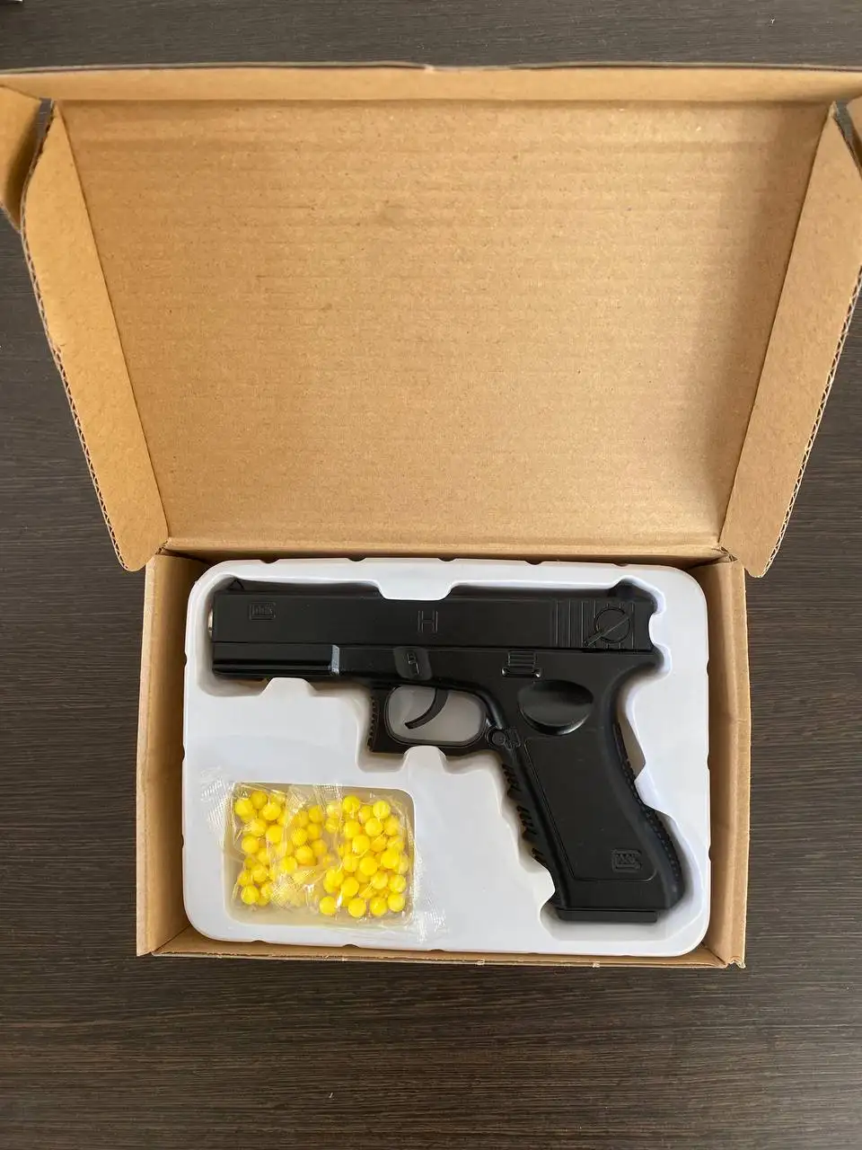 Продажа новых игрушечных пистолетов Глок и Кольт оптом - Барахолка в Люберцы
