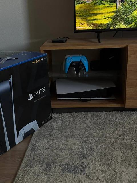 Продам PS5 825gb - Смартфоны и телефоны в Люберцы