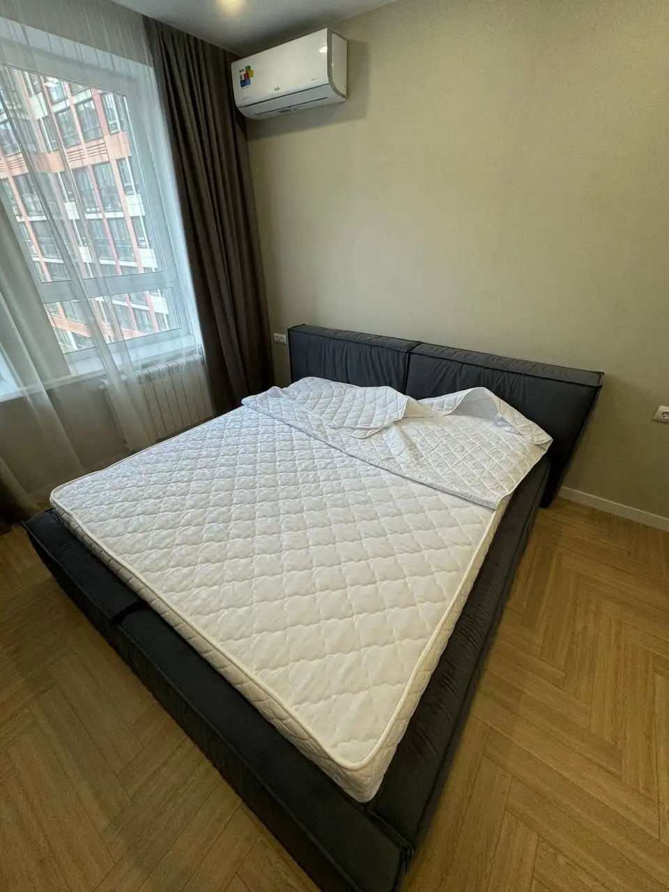 Новый матрас 180/200 с наматрасником - Матрасы и кровати (Для дома и дачи) в Люберцы
