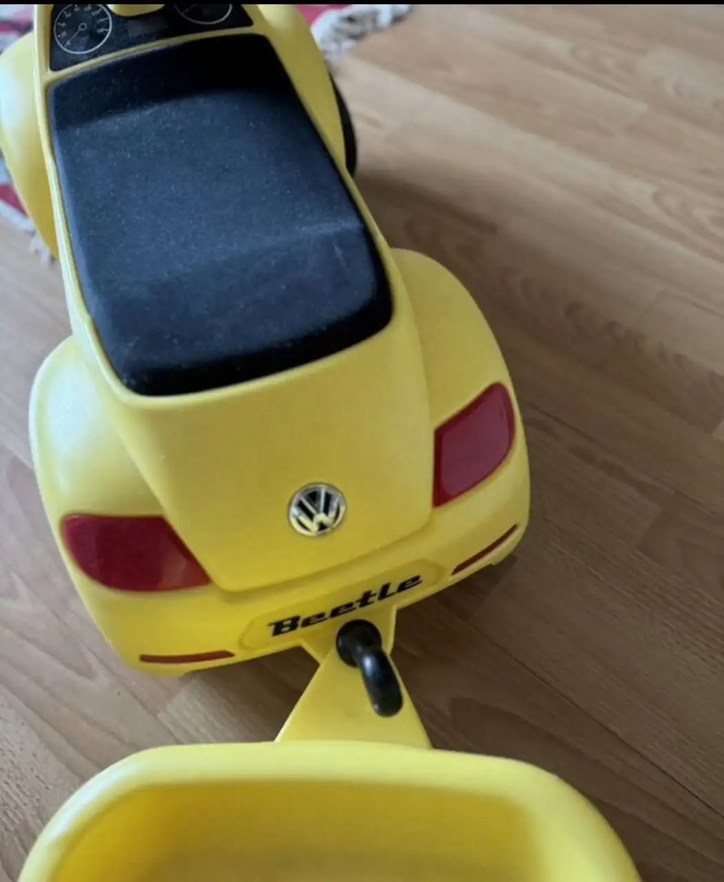 Детский автомобиль Volkswagen Kids Beetle Yellow - Электромобили (Товары для детей) в Москва