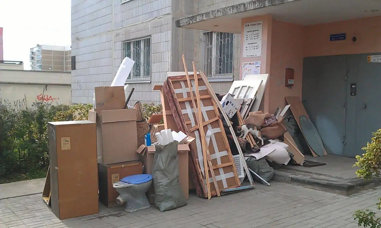 Вывоз и утилизация старой мебели - Вывоз мусора и утилизация (Услуги) в Москва