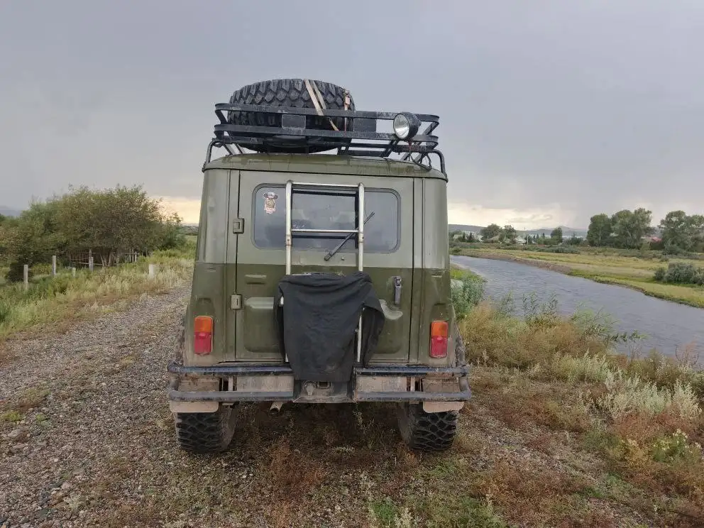 Продажа автомобиля с инжектором, лебедкой и 35-й резиной - Авто в Неизвестно