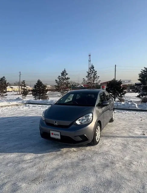 Продам HONDA FIT 2021 года - Легковые автомобили в Неизвестно
