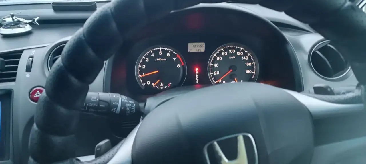 Продажа Honda Stream 4WD 2010 года - Легковые автомобили (Авто) в Хакасия