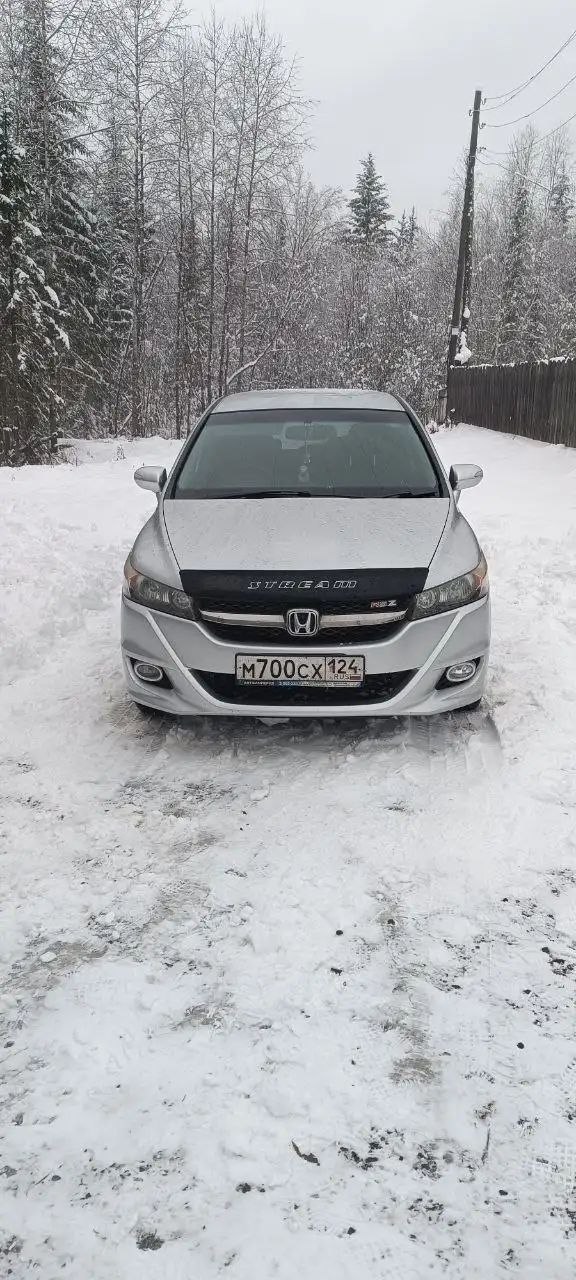 Продажа Honda Stream 4WD 2010 года - Легковые автомобили (Авто) в Хакасия