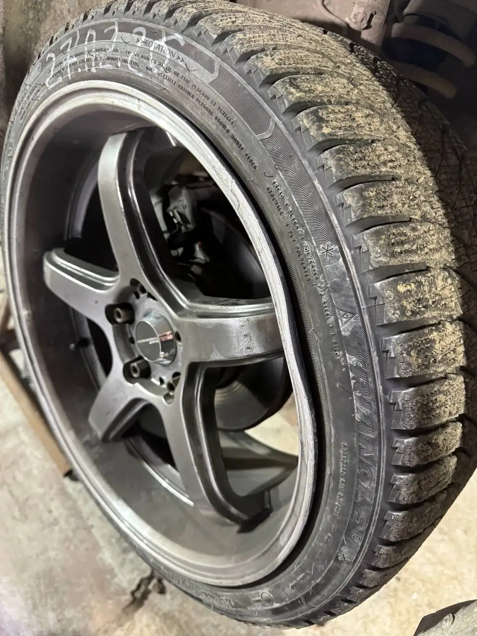 18 дисков ворки 5/114.3 с зимними шинами - Диски и шины (Авто) в Неизвестно