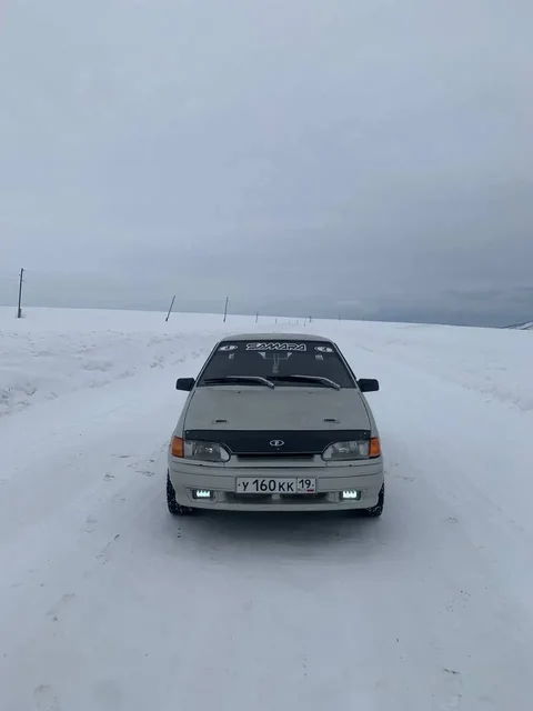 Автомобиль 2002 года выпуска для обмена - Авто в Неизвестно