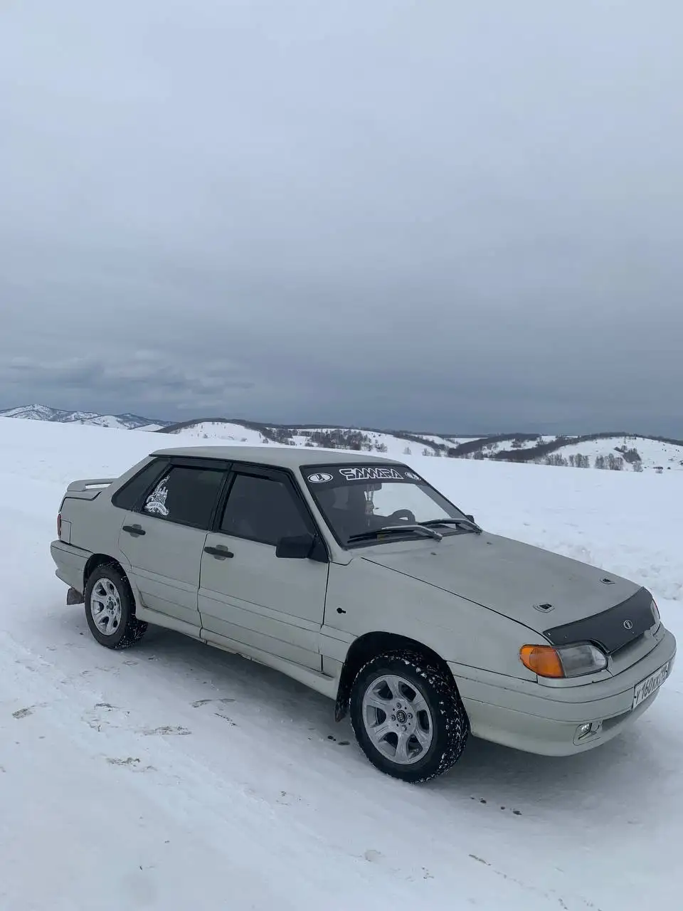 Автомобиль 2002 года выпуска для обмена - Авто в Неизвестно