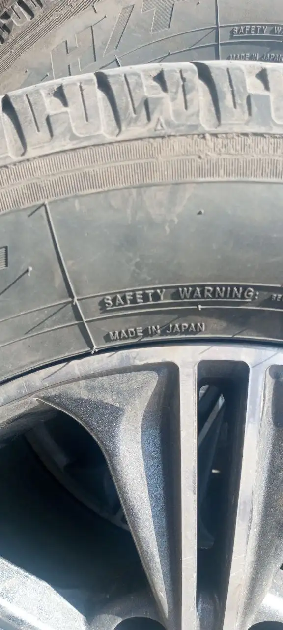 Продажа комплекта летних шин и дисков - Шины и диски (Авто) в Хакасия