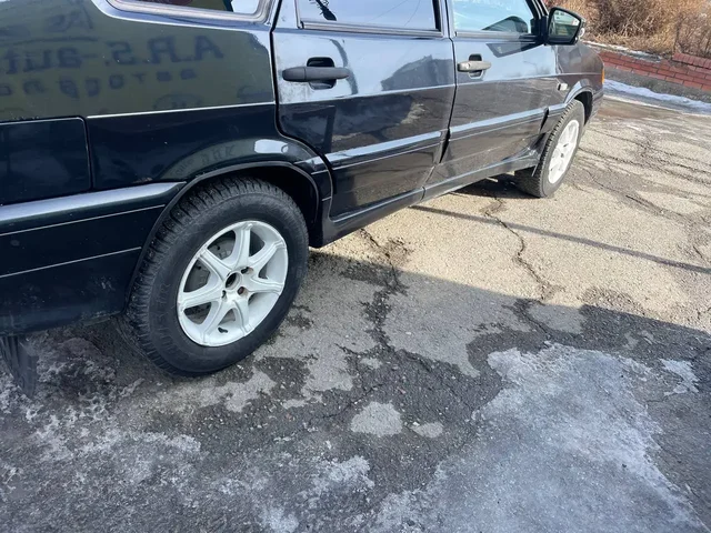 Продам или поменяю на 13 резину летнюю - Авто в Неизвестно