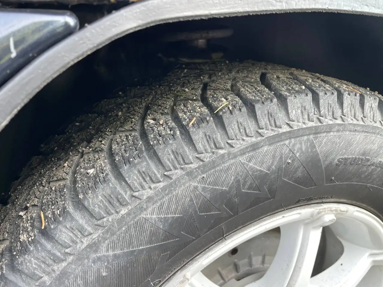 Продам или поменяю на 13 резину летнюю - Шины и диски (Авто) в Неизвестно