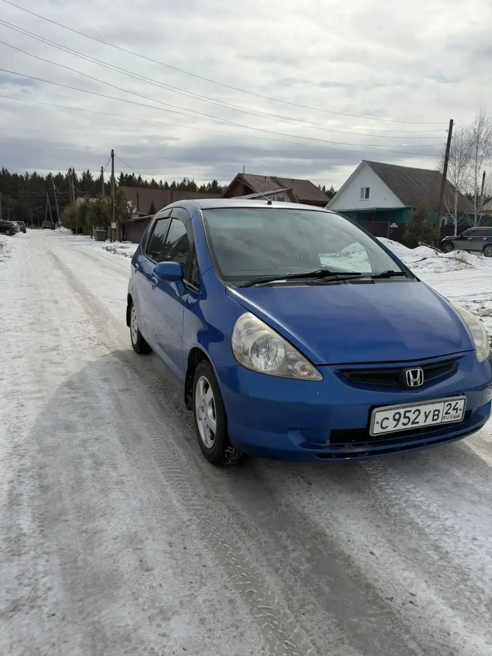 Продажа автомобиля Toyota Fita 2002 года - Легковые автомобили (Авто) в Минусинск