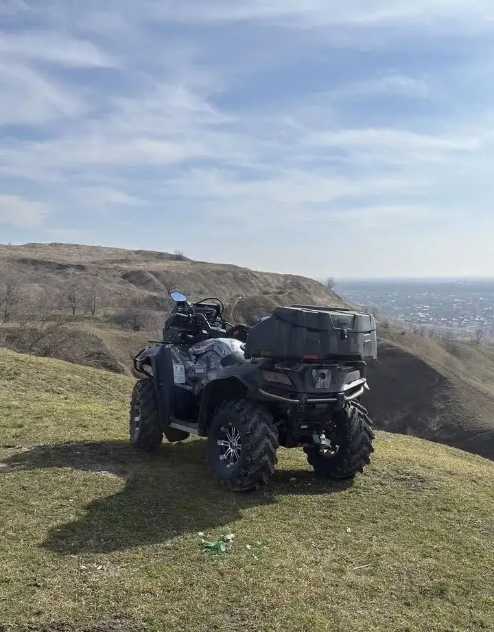 CFMOTO X8 Terralander - полный привод, 65 л.с., 4050 км - Квадроциклы/Мотовездеходы (Авто) в Неизвестно