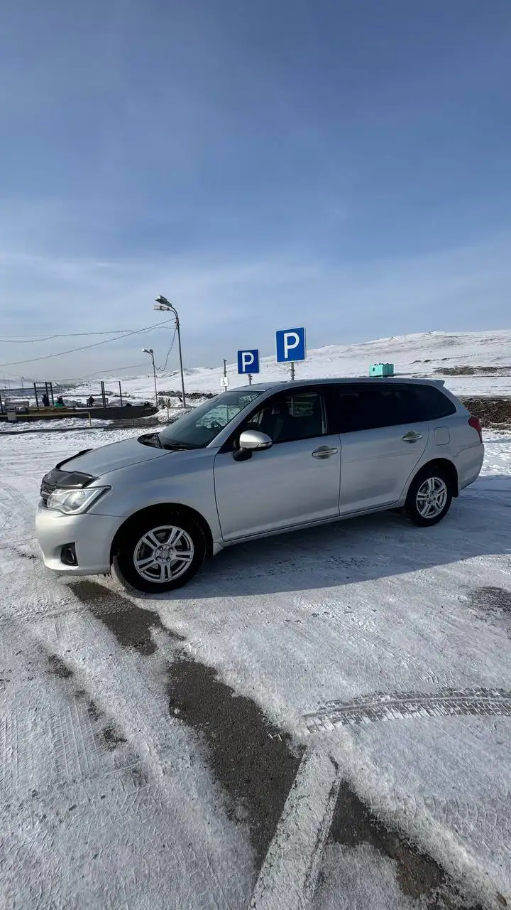 Продам Тойоту Короллу филдер 2012 года - Легковые автомобили (Авто) в Хакасия