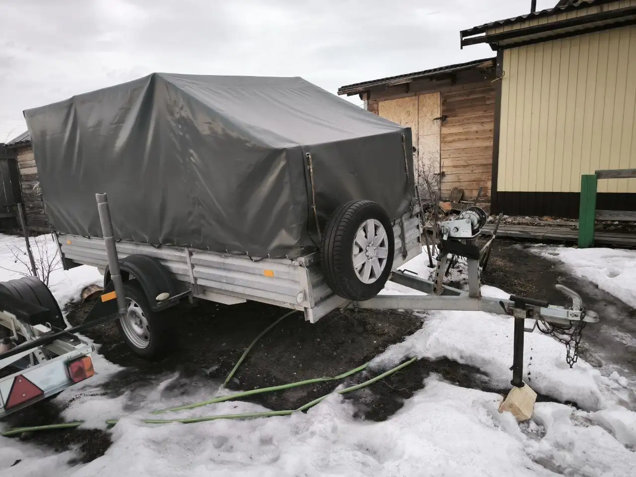 Продажа прицепа 140*320 с лебедкой и новым тентом - Прицепы (Авто) в Хакасия