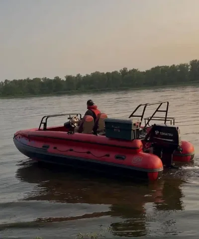 Продажа лодки с прицепом и мотором 50 лс - Хобби и отдых в Неизвестно