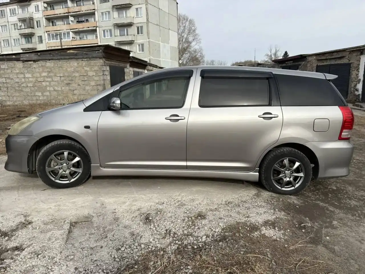 Продажа Toyota Wish 2005 года - Авто в Хакасия и Красноярский край