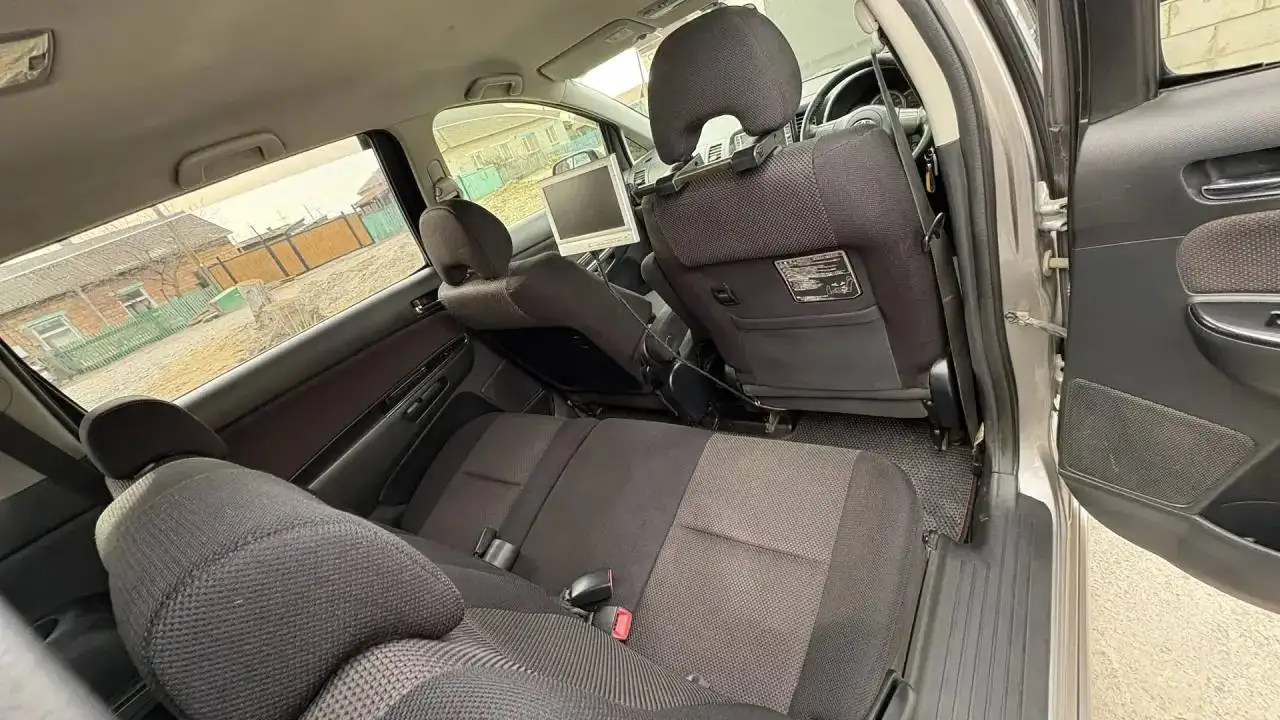 Продажа Toyota Wish 2005 года - Авто в Хакасия и Красноярский край