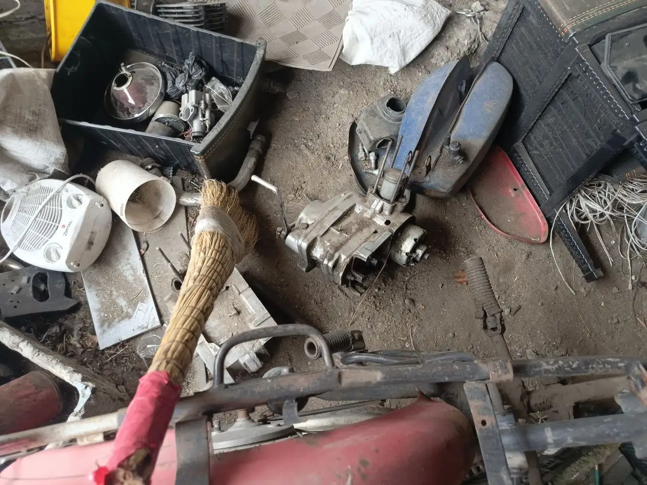 Мотоцикл Минск в разборе - Мотоциклы (Авто) в Неизвестно