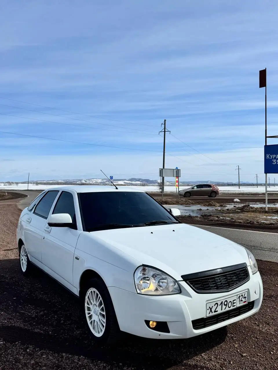 Продам автомобиль 2010 года в хорошем состоянии - Легковые автомобили (Авто) в Неизвестно