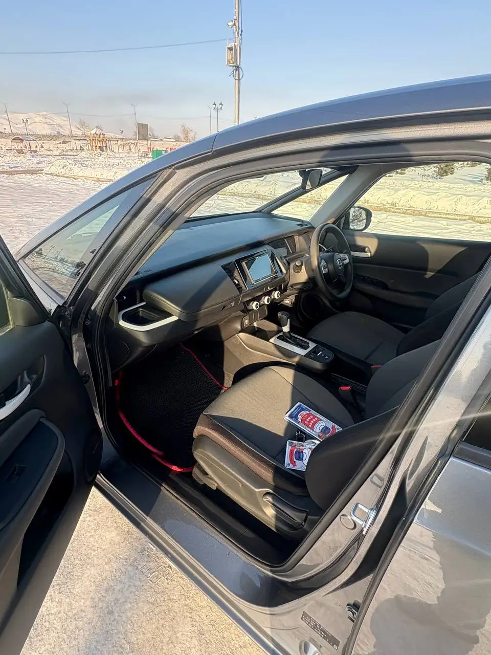 Продам HONDA FIT 2021 года в новом кузове - Легковые автомобили (Авто) в Неизвестно