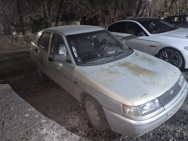 Продажа автомобиля ВАЗ 2112 2001 года с неисправной коробкой передач - Авто в Неизвестно