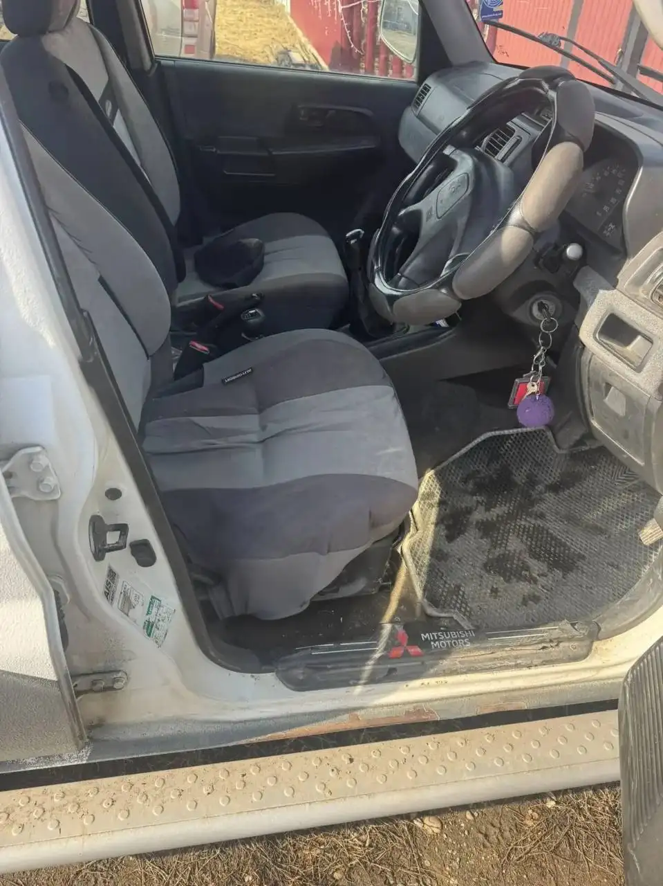 Продам Митсубиси Паджеро ИО 2001 года - Внедорожники (Авто) в Хакасия