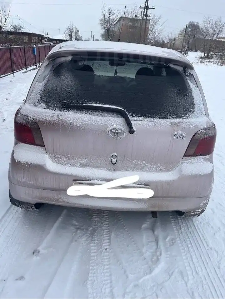 Toyota Vitz 2001 года - Авто в Хакасия
