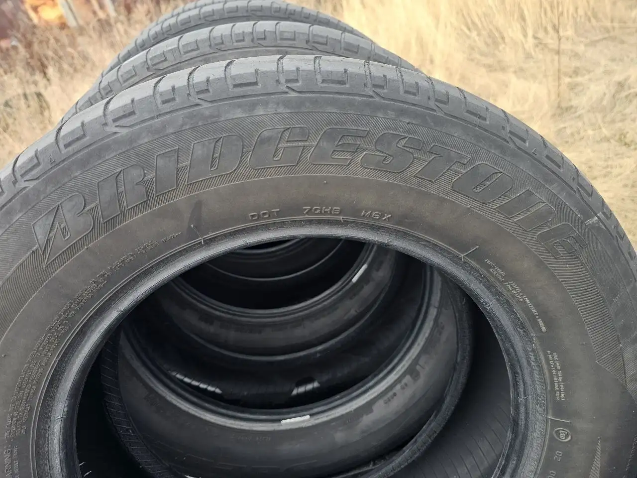 Продажа резины BRIDGESTONE 215/65/16 - Шины и диски (Запчасти) в Хакасия