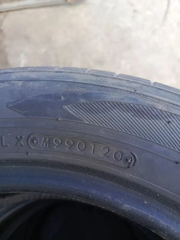 Продажа шин в хорошем состоянии - Шины (Авто) в Хакасия