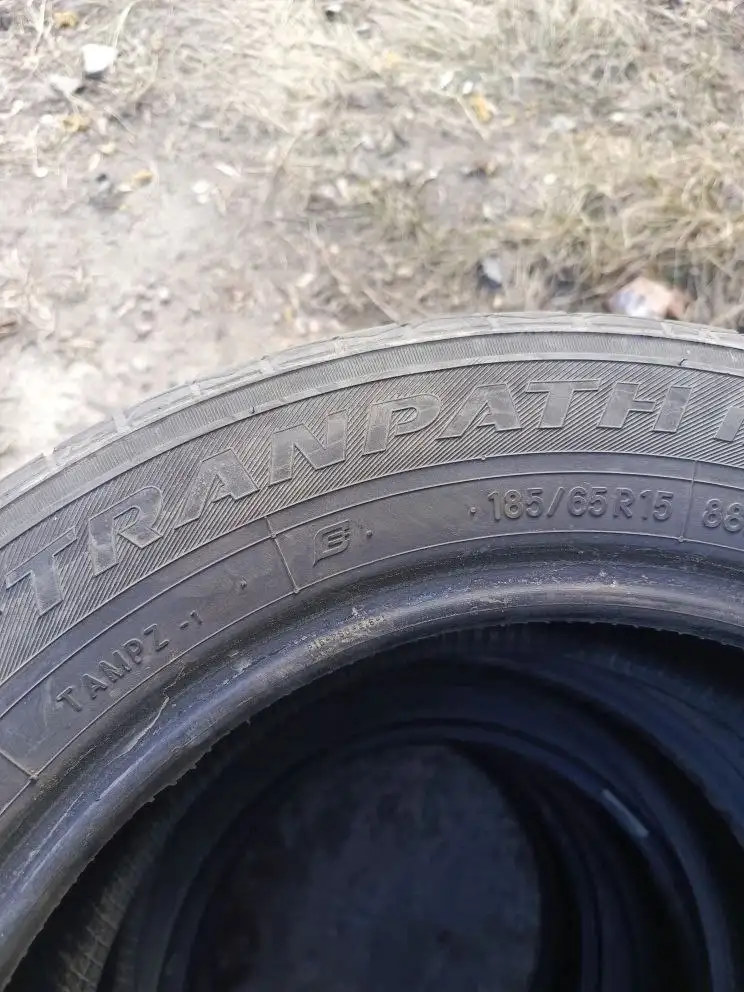 Продажа шин в хорошем состоянии - Шины (Авто) в Хакасия