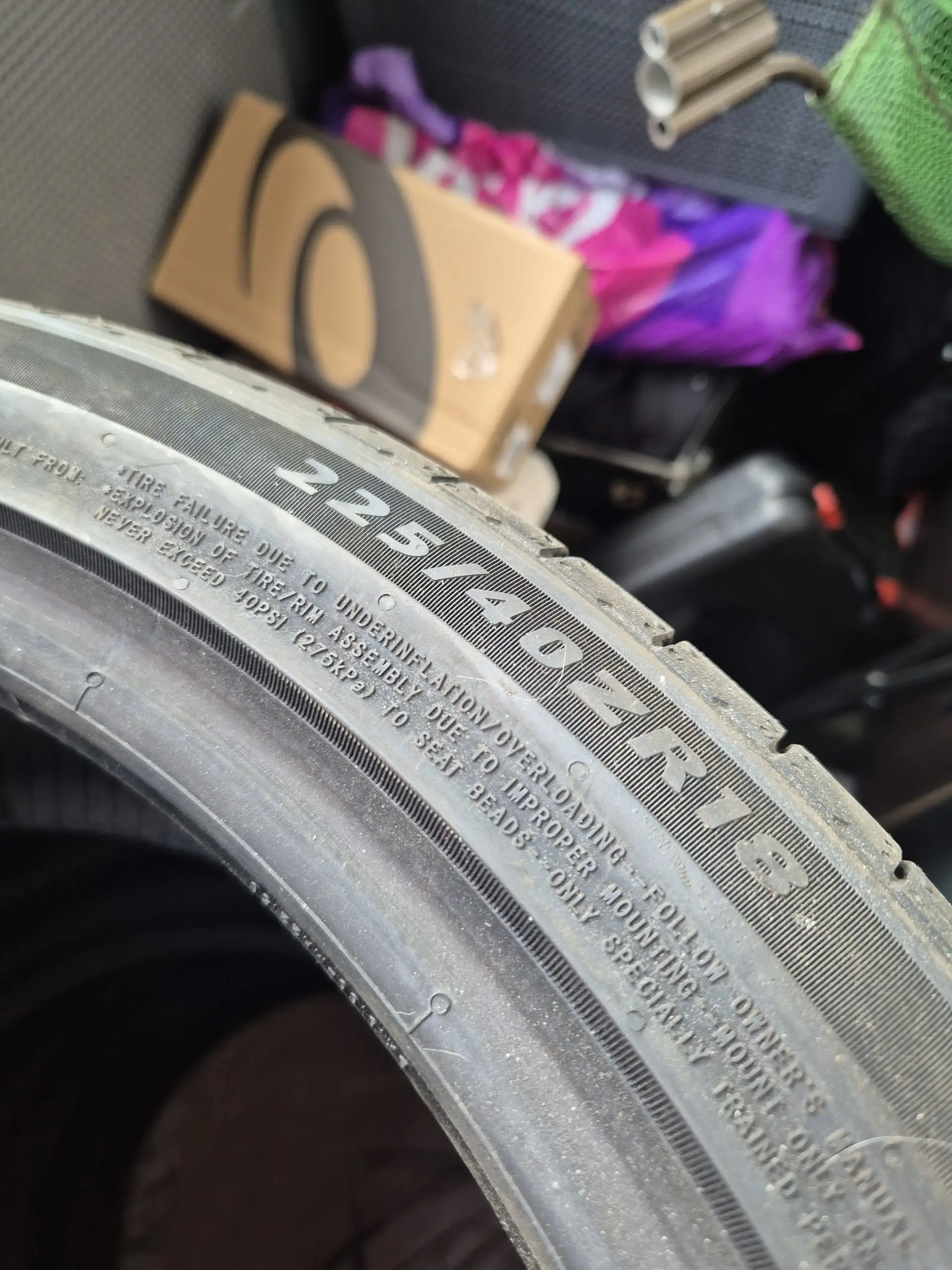 Продажа автомобильных колес и дисков разных размеров - Запчасти (Авто) в Неизвестно