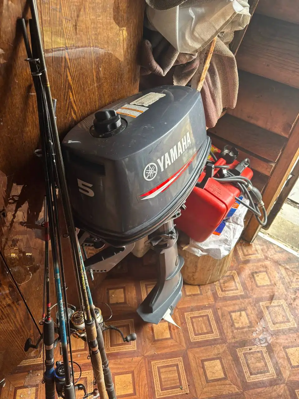 Продам лодочный мотор - Запчасти и аксессуары (Авто) в Неизвестно