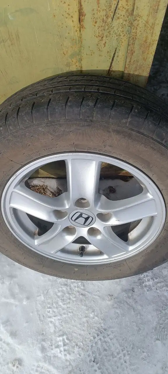 Продам R15 - Шины и диски (Авто) в Неизвестно
