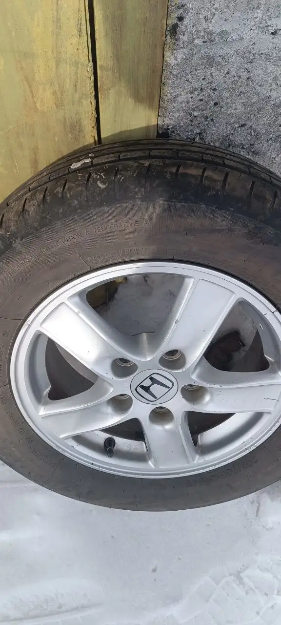 Продам R15 - Шины и диски (Авто) в Неизвестно