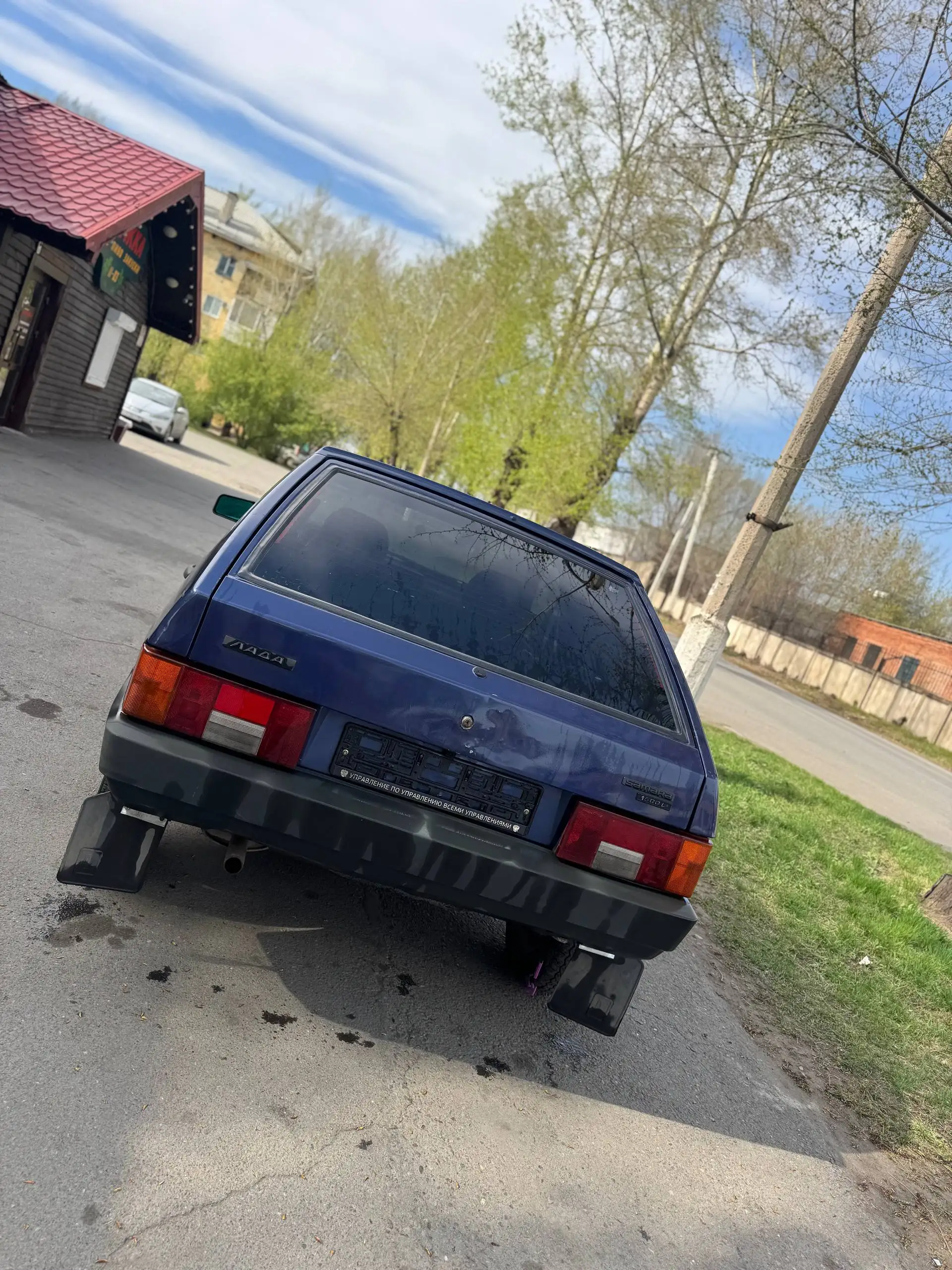 Автомобиль с улучшенным двигателем и КПП - Автомобиль (Авто) в Неизвестно