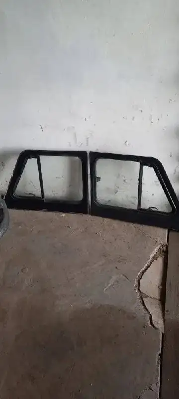 Продажа бочки 4 куба и запчастей УАЗ - Запчасти (Авто) в Неизвестно